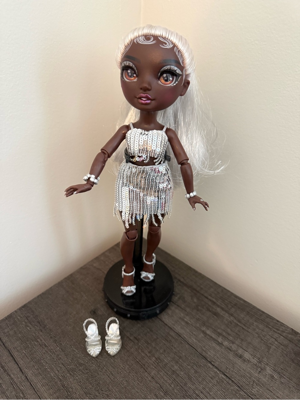 Rainbow High Rainbow Vision Rainbow Divas Ayesha Sterling Silver Fashion Doll